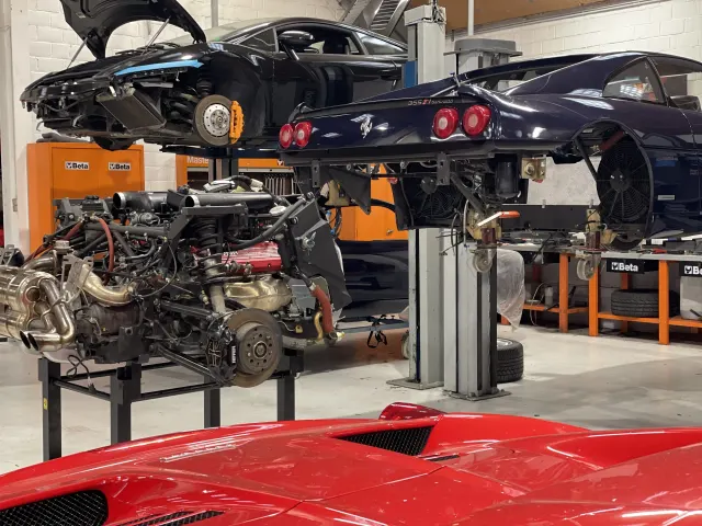 Atelier Valenti Automobili – photo 33